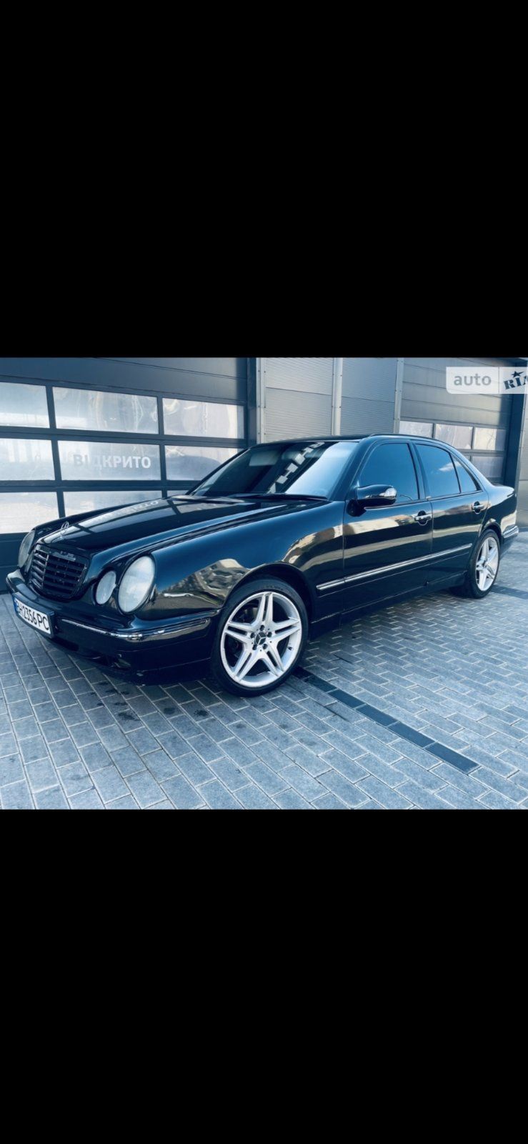 Mercedes - Benz E