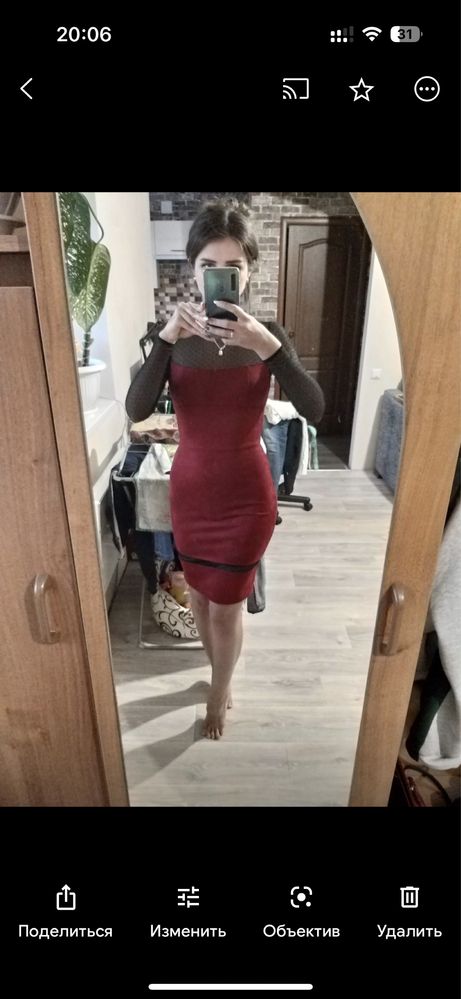 Продам сукню бордового кольору