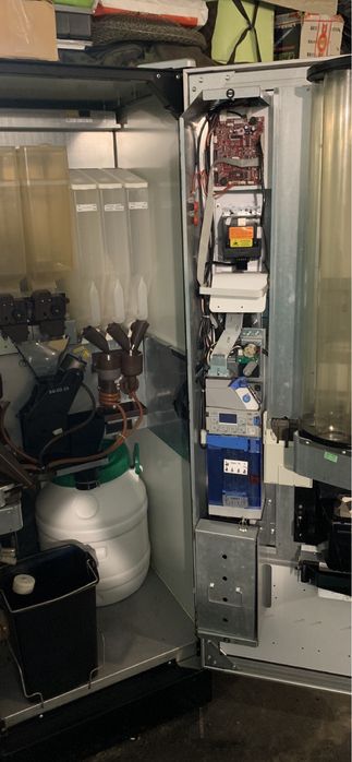 Кавомашина, кавовий автомат, кавомат Bianchi Lei 700