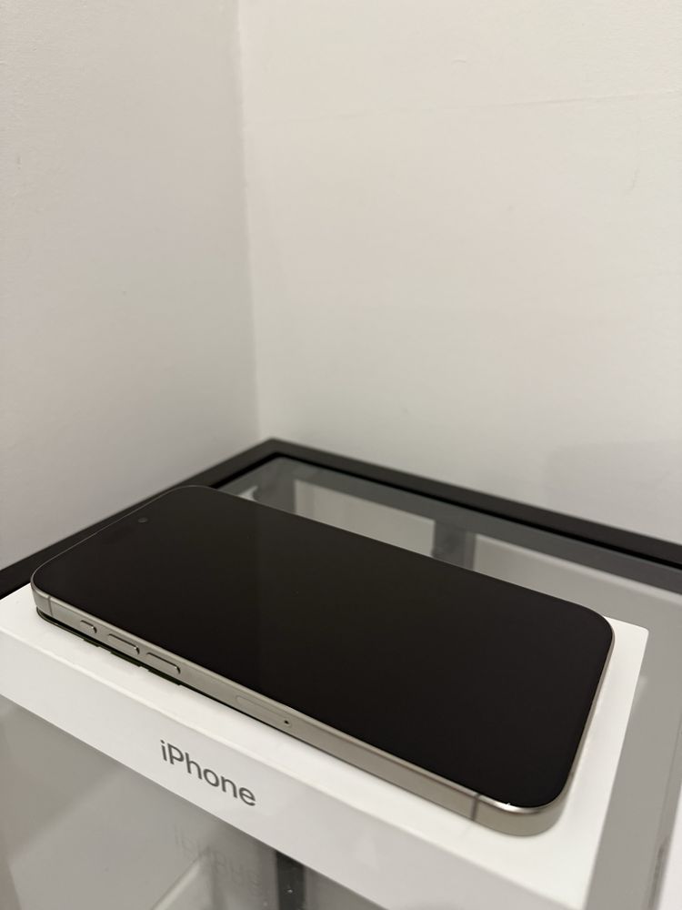 iPhone 15 Pro Max, Natural Titanium, 256GB