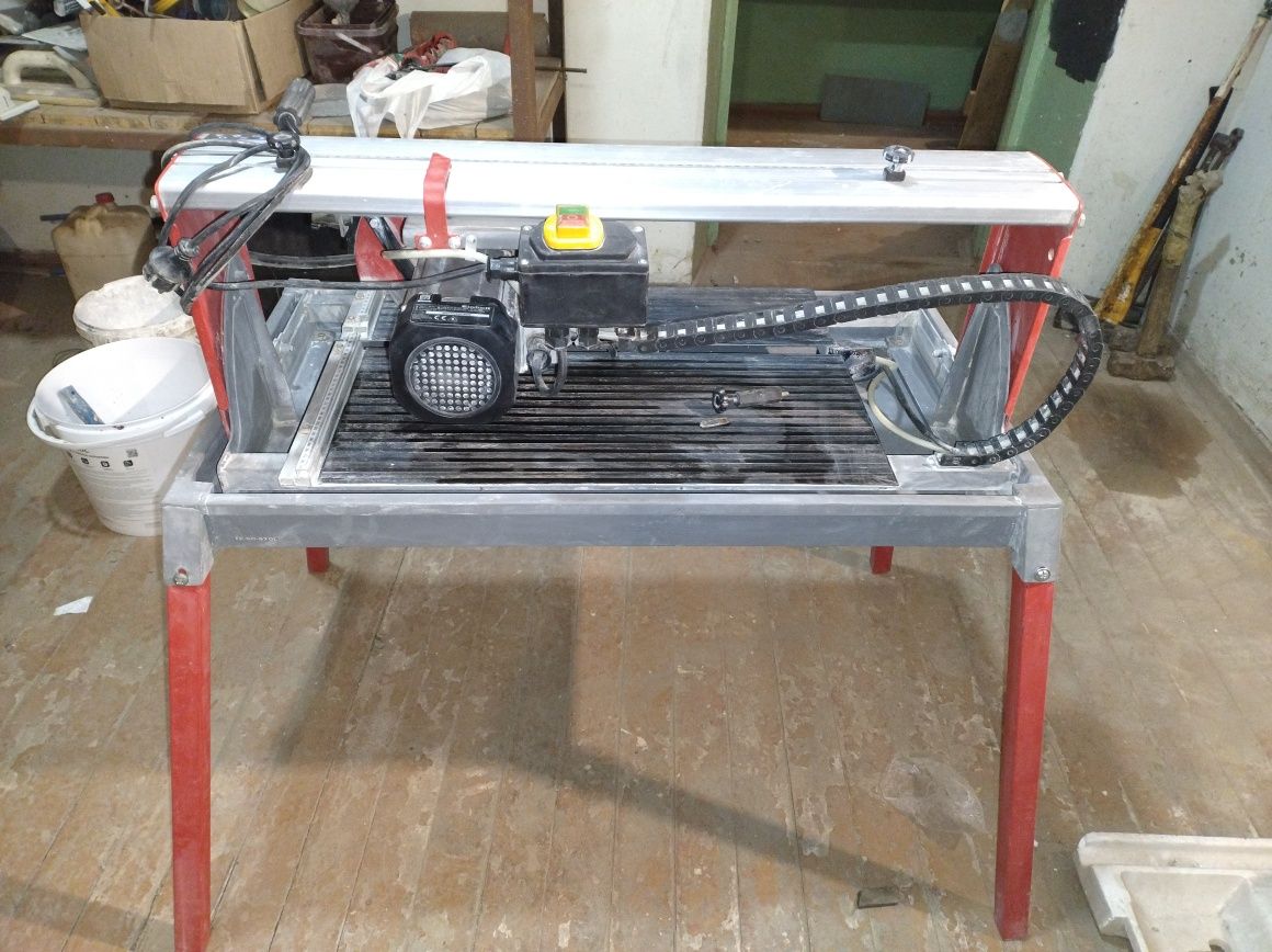 Срочно супер профессиональный камнерез Einhell TE-SC 570 L.