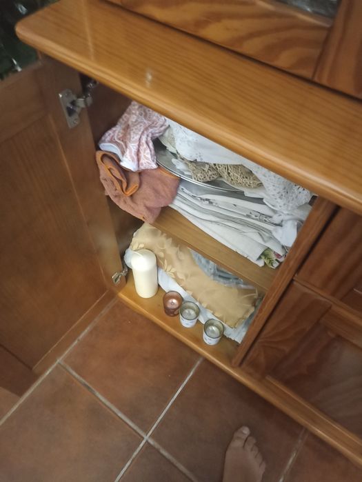 Armário grande de sala
