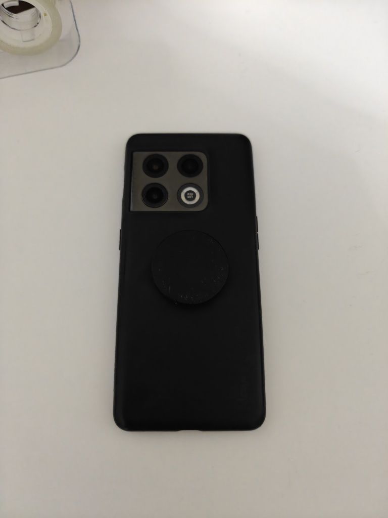 OnePlus 10 Pro (dual-sim)