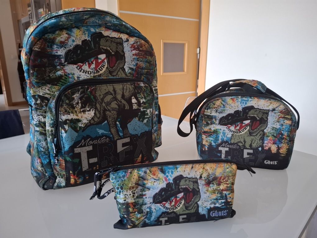 Conjunto Ghuts T-Rex - Mochila + Lancheira + Estojo