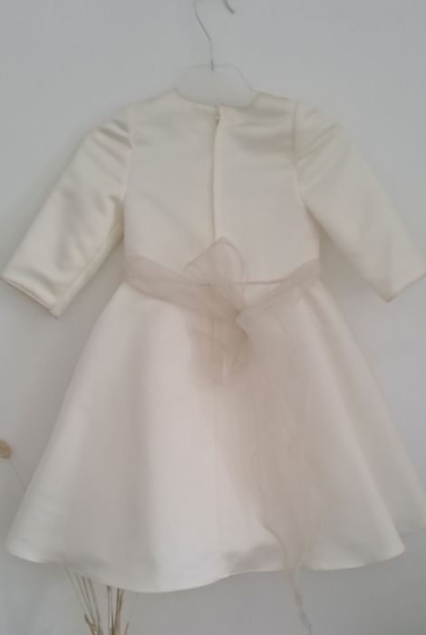 Vestido Batizado 2/3 Anos em cetim com encaixe de renda  cor Pérola