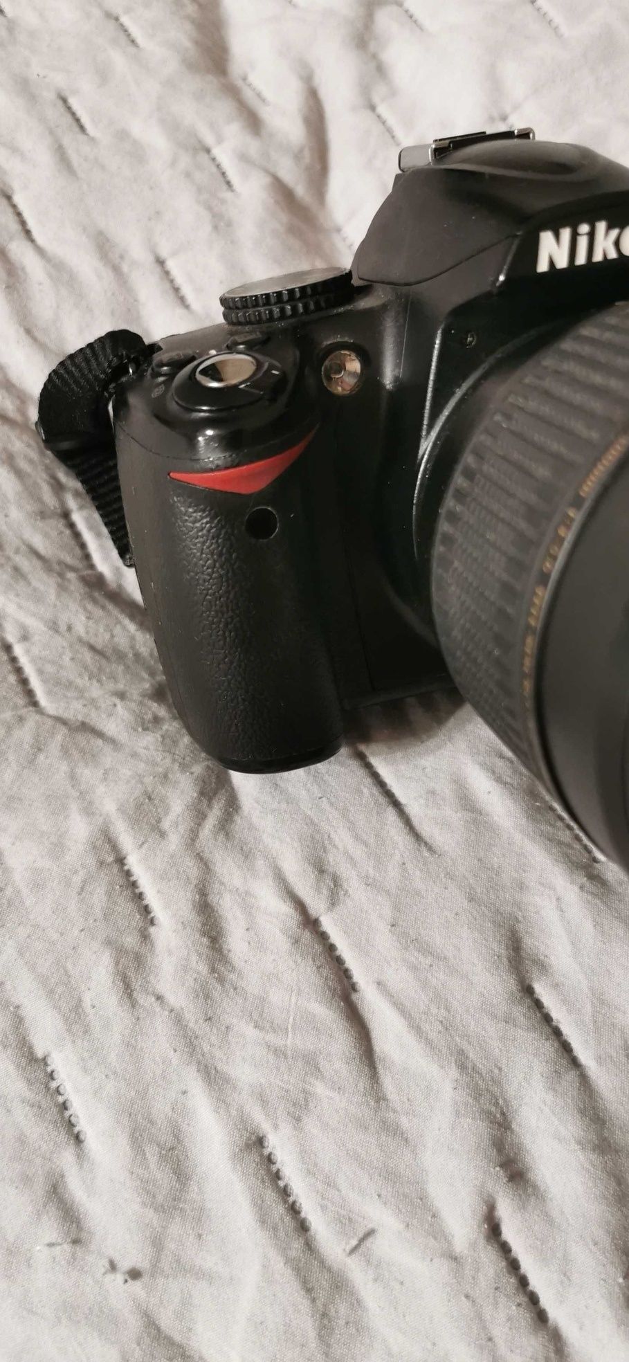 Korpus Nikon D3000