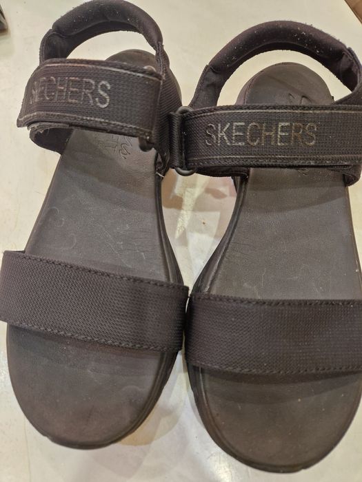 Босоножки фирмы Sketchers, 39 размер,в доброму стані
