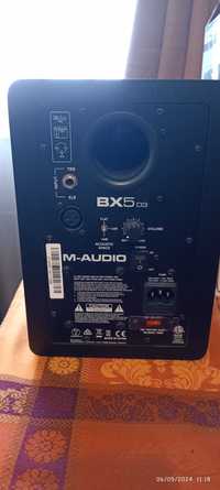 Monitor M-audio BX5d3