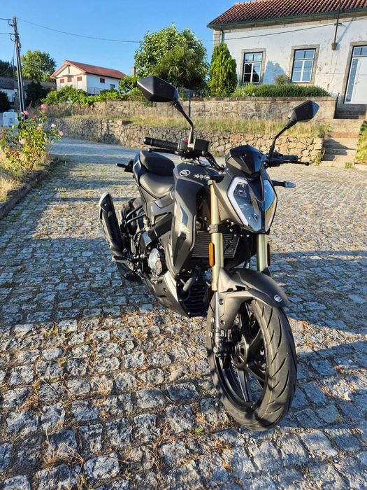 Keeway RKF 125 c/Top Case
