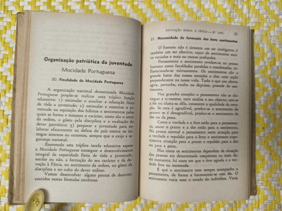 Compêndio de Educação Moral e Cívica – 
José de Almeida Correia, Dr.