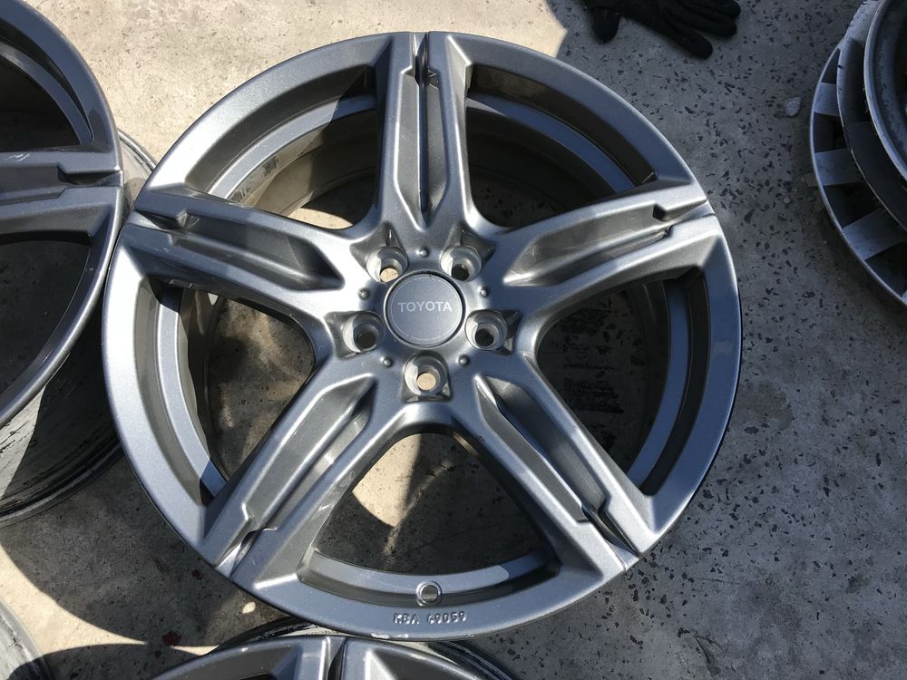 Диски Титани 5X100 R17 Toyota 86 Allion Avensis Caldina Matrix Sienta