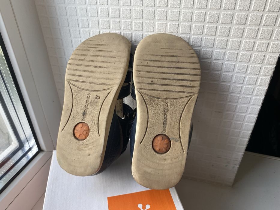 Шкіряні сандалі biomecanics 23 р. barefoot