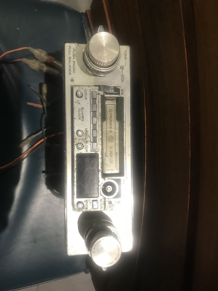 Rádio e colunas pioneer antigos para venda