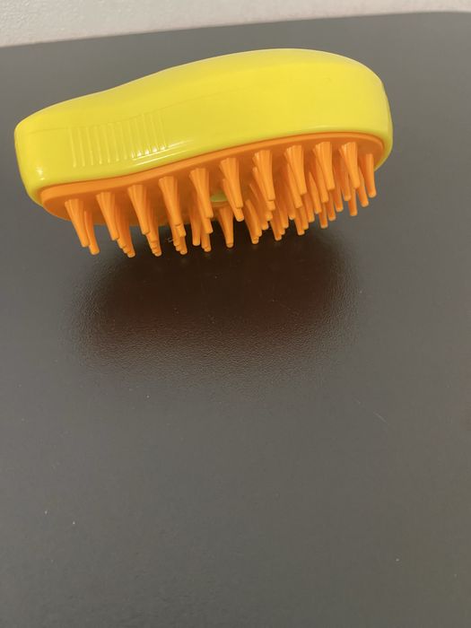 Расческа с отпаривателем для кошки