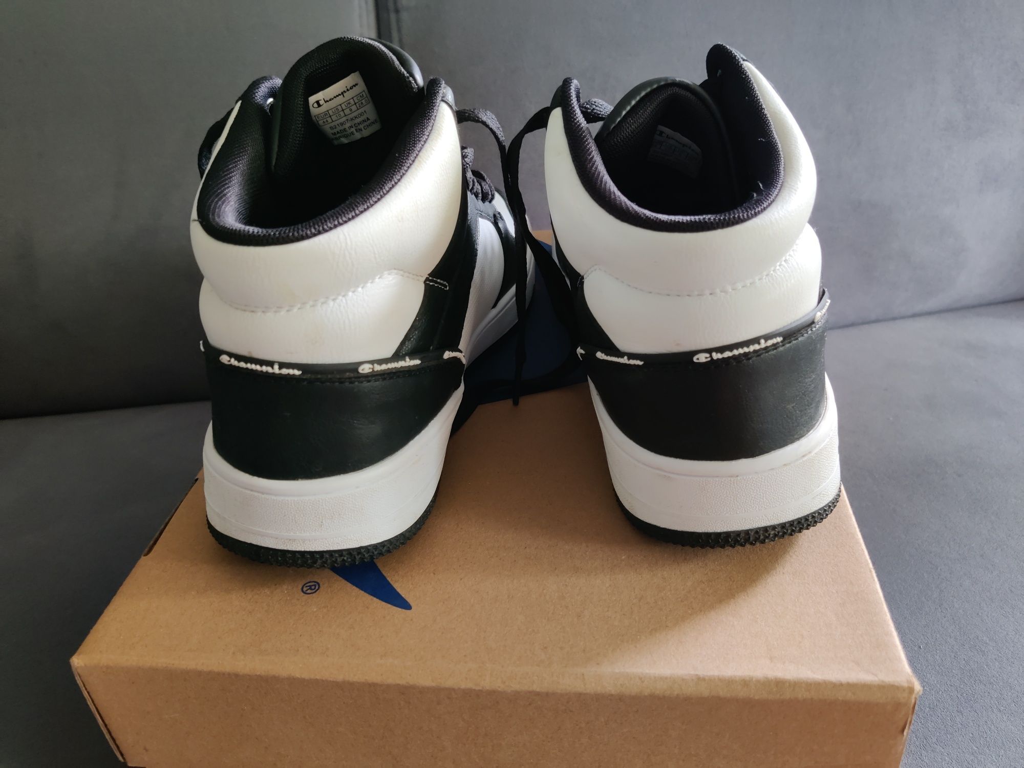 Buty Champion czarne r. 44 jesień zima