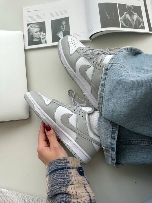 ЖИВІ ФОТО‼️ Жіночі кросівки Nike Dunk Low Leather Grey сірі найк данки