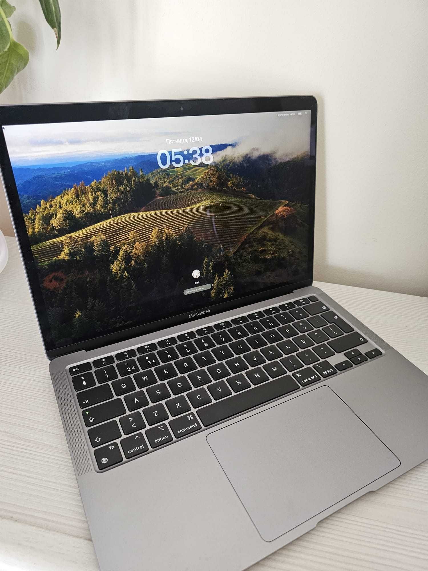 Macbook Air M1 13” 2020 como novo