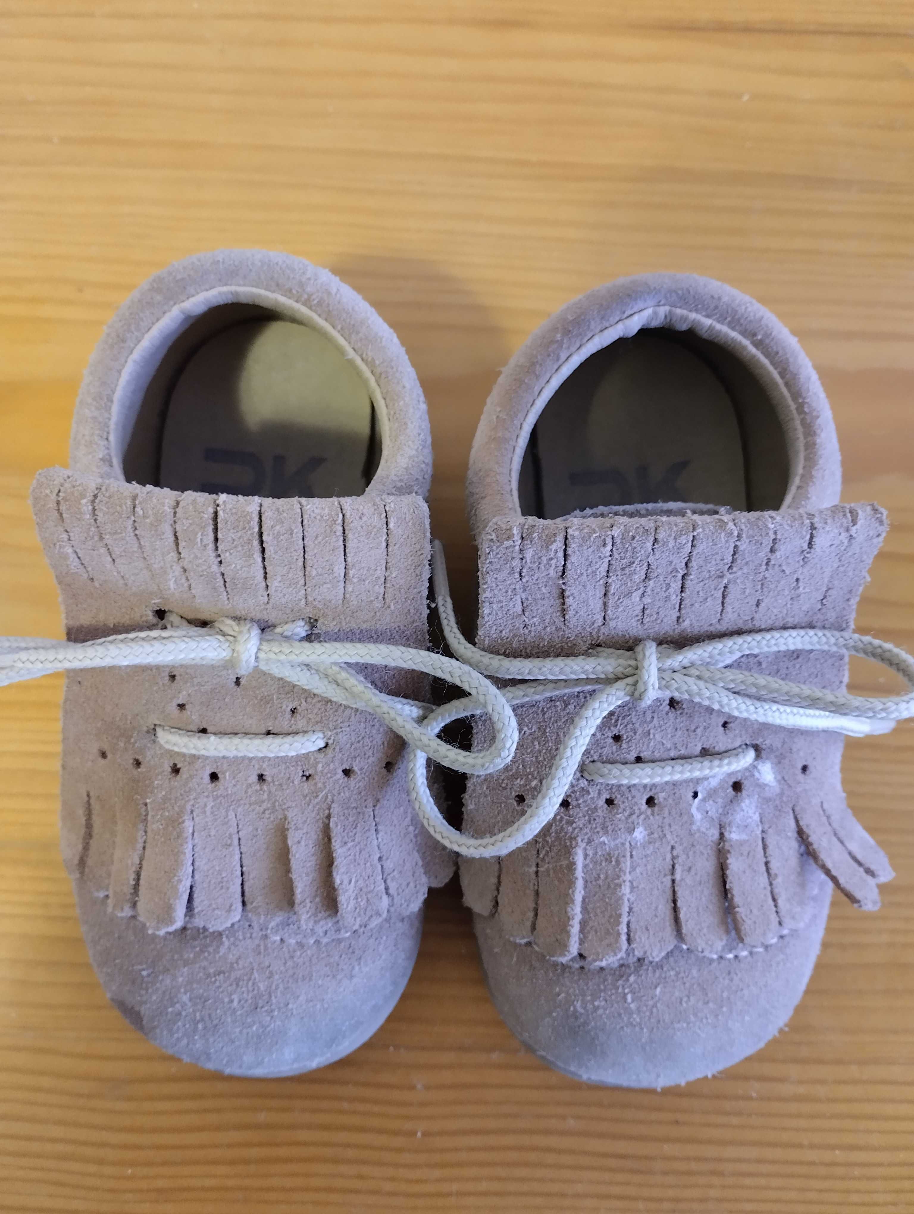 Sapatos carneirinhas
