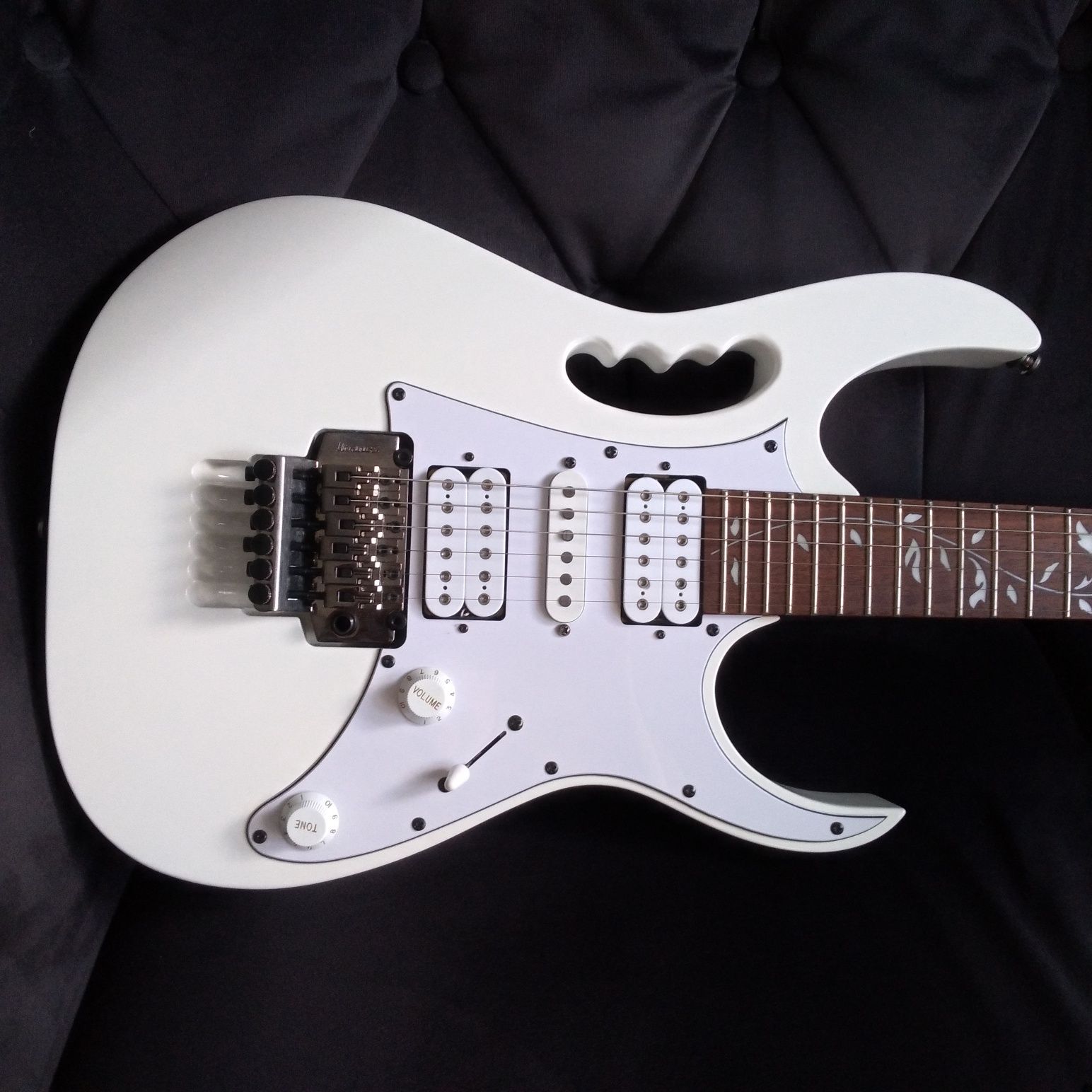 Ibanez Jem JR super stan plus gratis