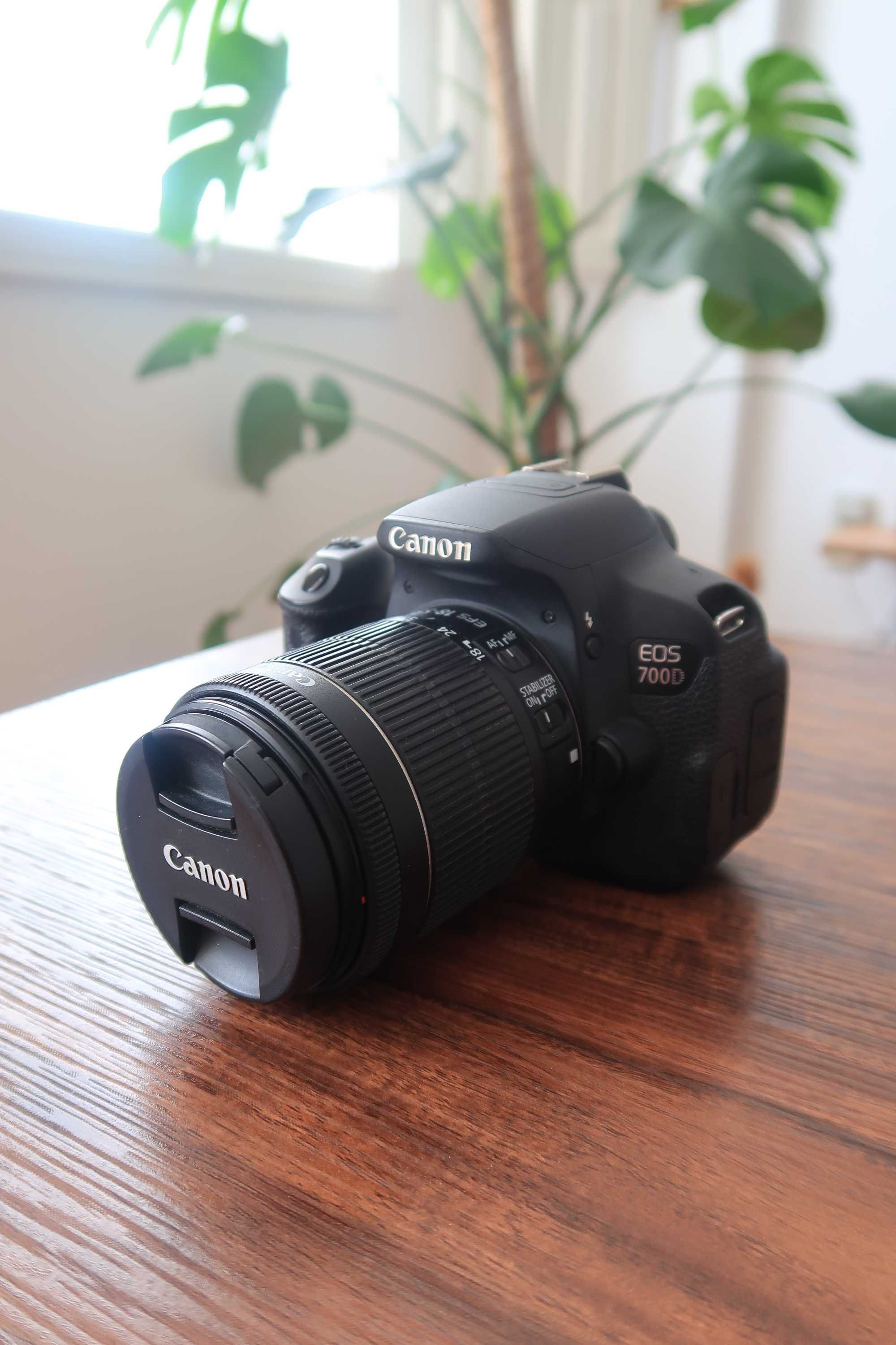 Câmera Canon 700D + Lente 18-55mm