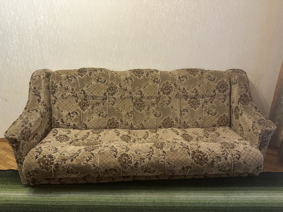 Продам диван книжку