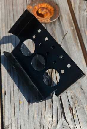 Uchwyt samochodowy magnetyczny do kratki na Yanosika