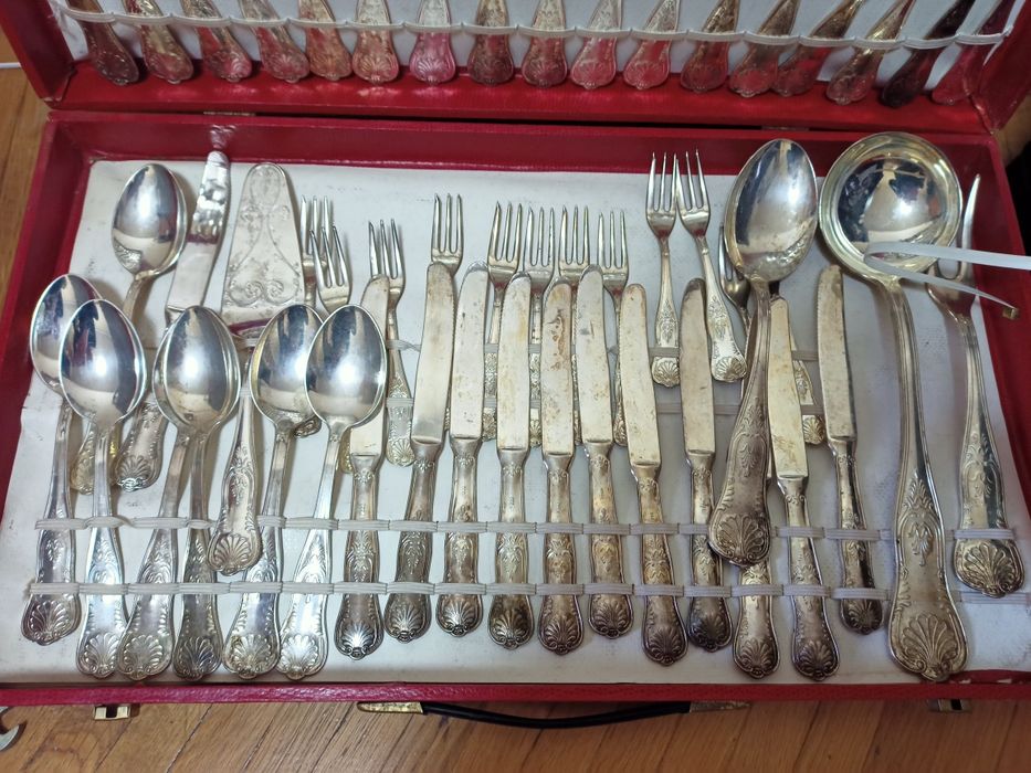 Комплект столових приборів