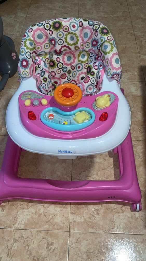 Andador infantil usado