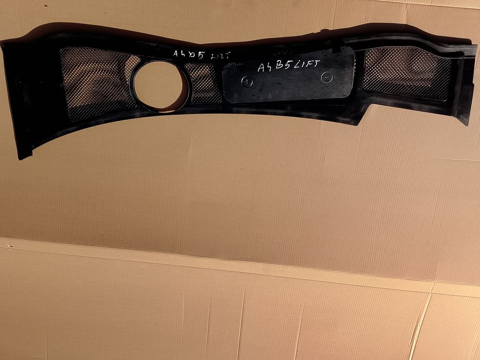 Podszybie osłona akumulatora Audi A4 B5 LIFT, 8D1 819.417A, 8D1819.422