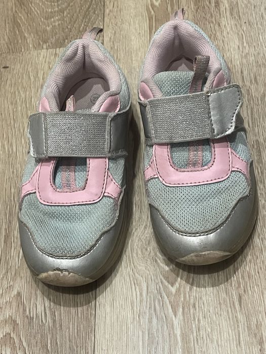 Кросівки для дівчинки з лампочками 17,5 / кроссовки со светом