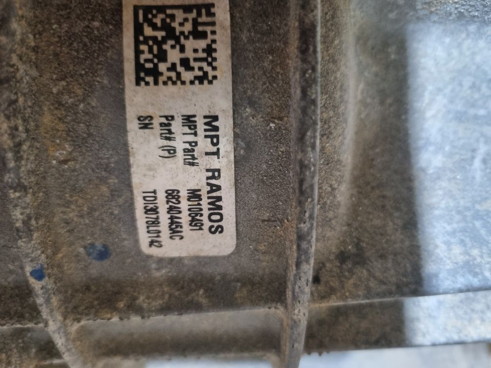 Reduktor skrzyni biegów jeep wrangler jl