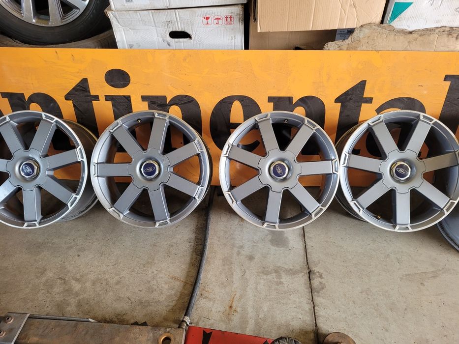 Oryginalne lelgi Ford 18  5x108 polecam