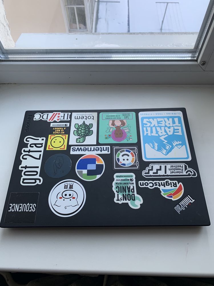 Ноутбук ThinkPad T480