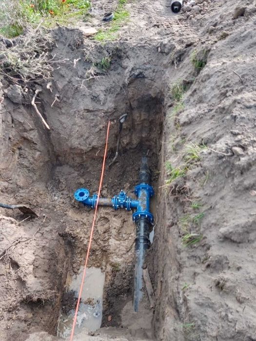 przyłącza sieć wod.-kan. studnia drogi minikoparka koparko-ładowarka