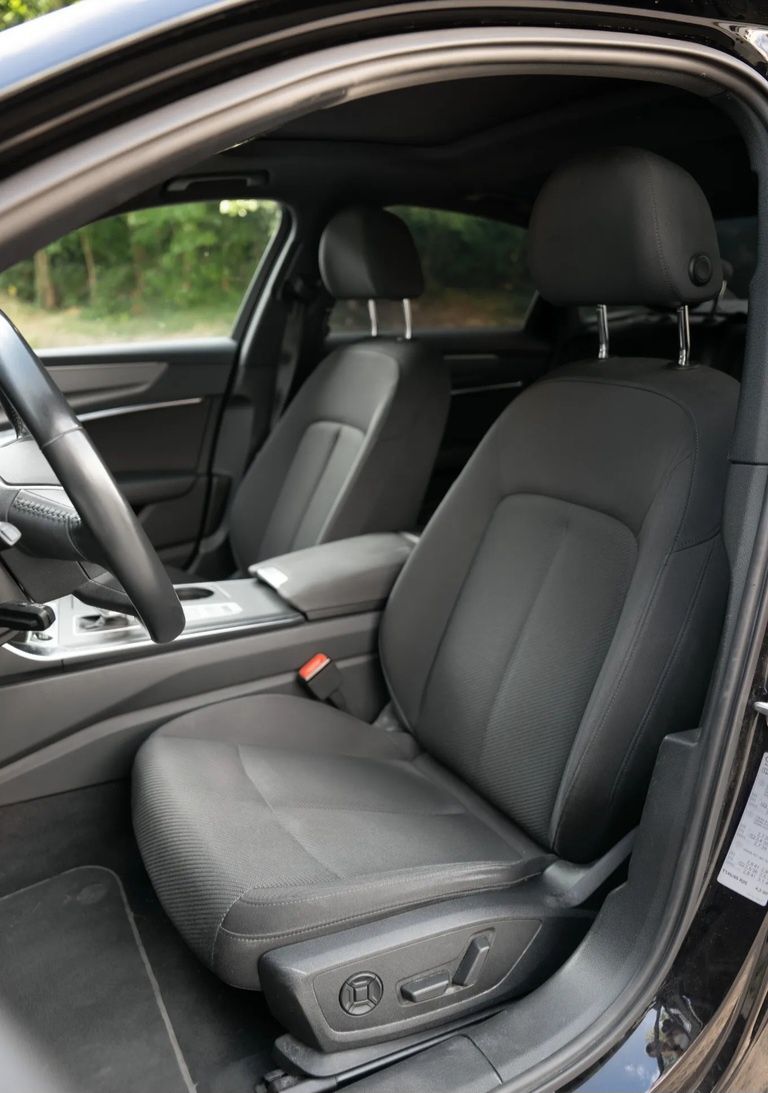 Продам Audi A6 2.0
