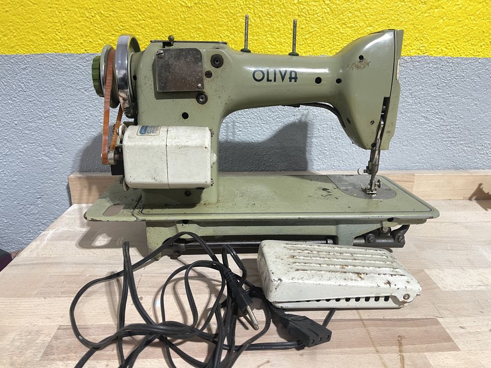 Maquina de costura Olivia  CL50