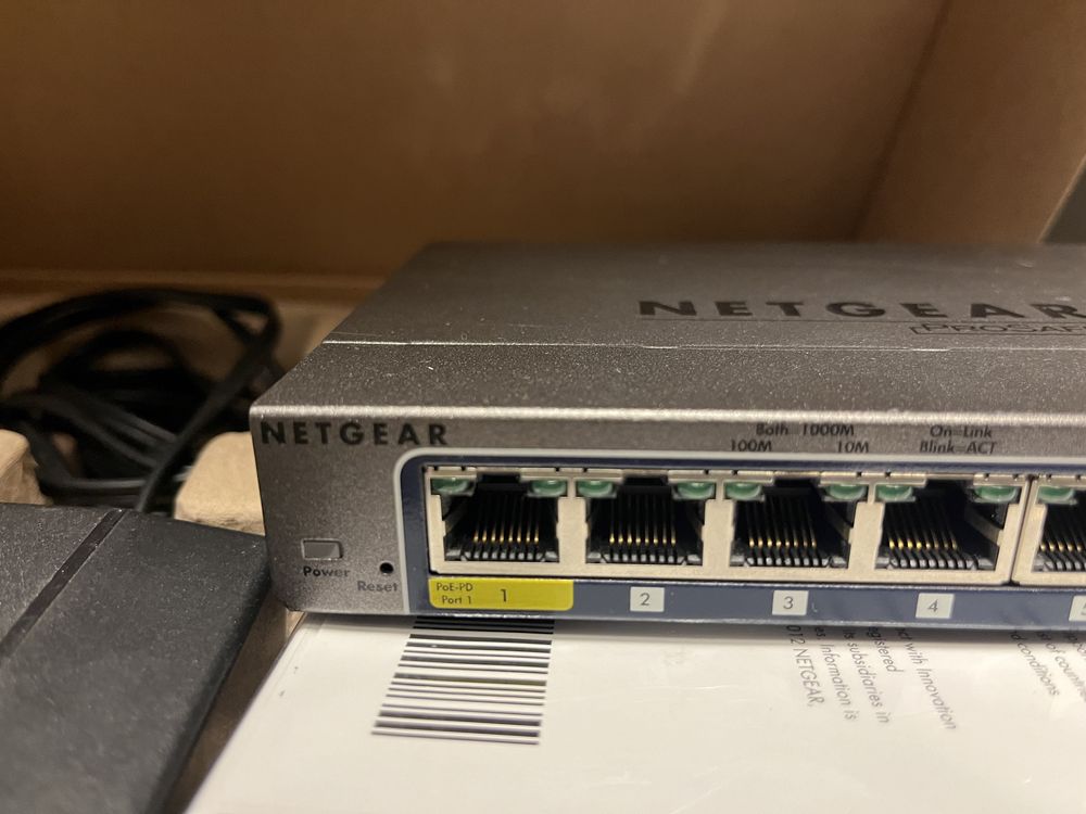 Switch Netgear Prosafe GS108T