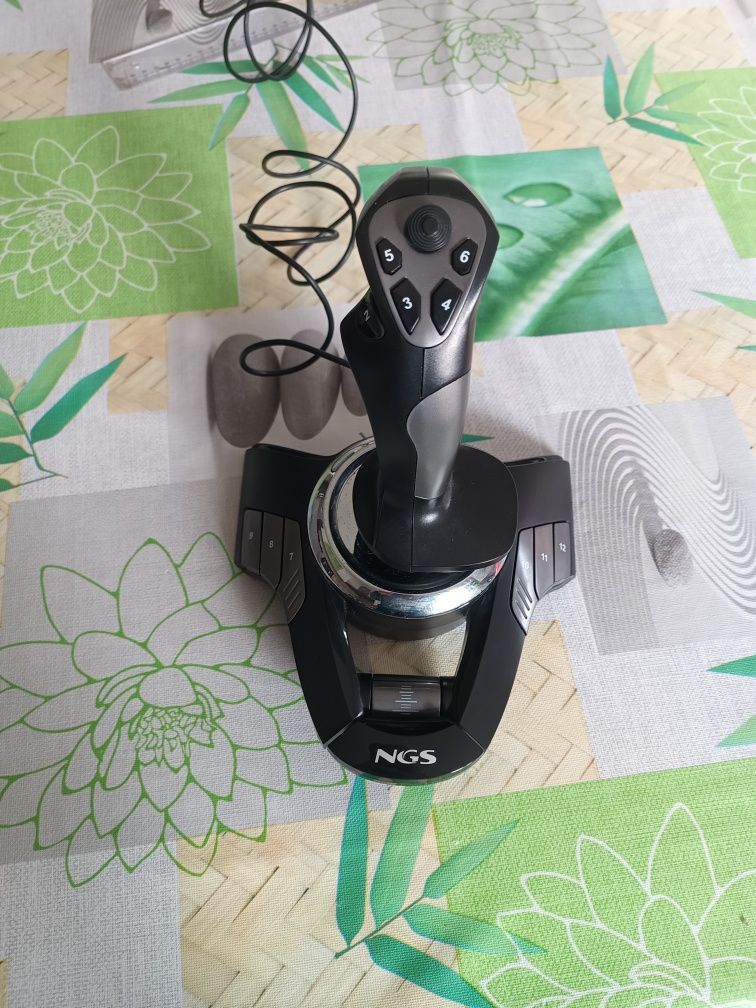 Joystick NGS USB