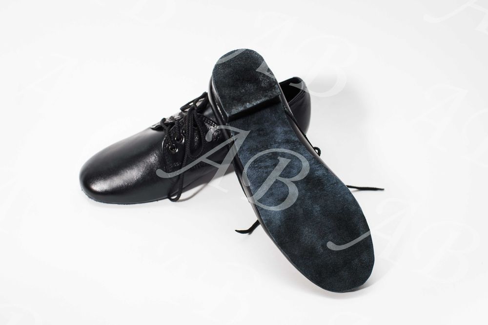 Взуття для бальних танців. Жіноче, чоловіче, дитяче.