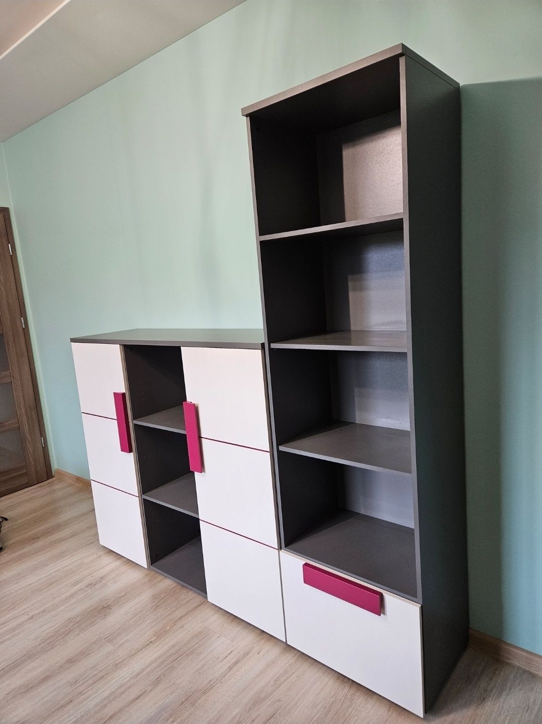 zestaw mebli młodzieżowych