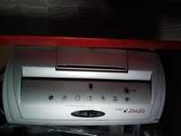 Niszczarka Genie 250