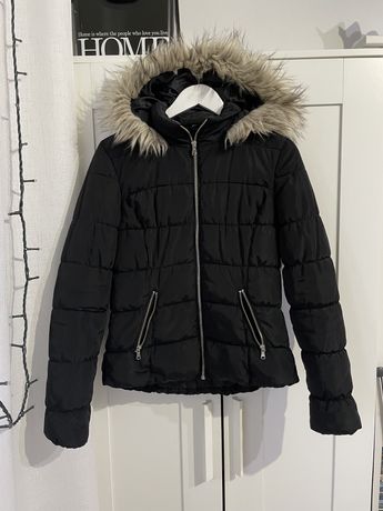 Czarna kurtka zimowa z kapturem H&M rozmiar S 36