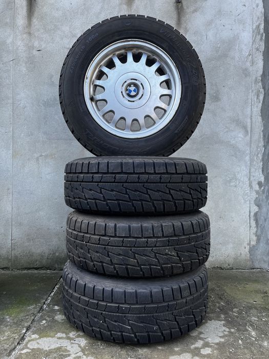 Зимні шинив зборі з дисками на BMW є 38