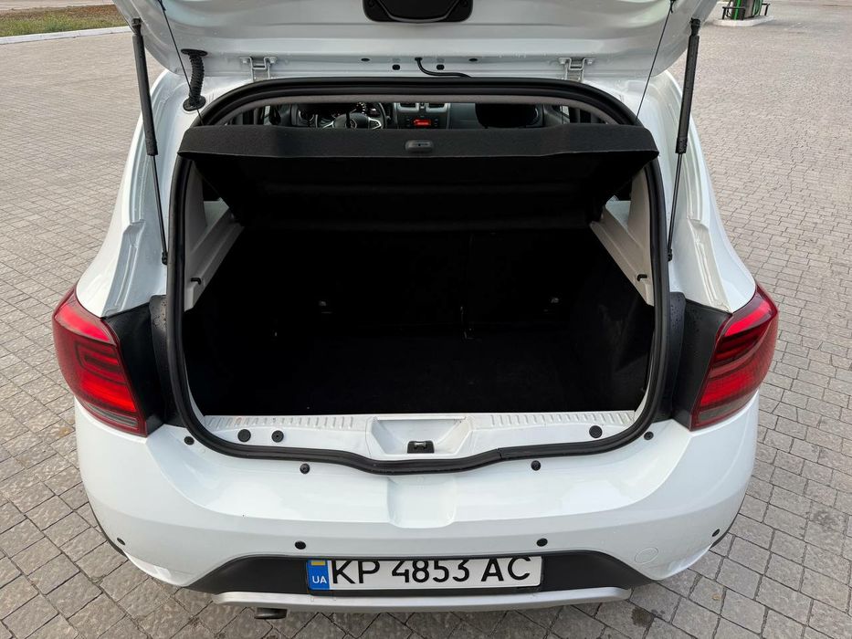 Продам Renault Sandero StepWay 2021