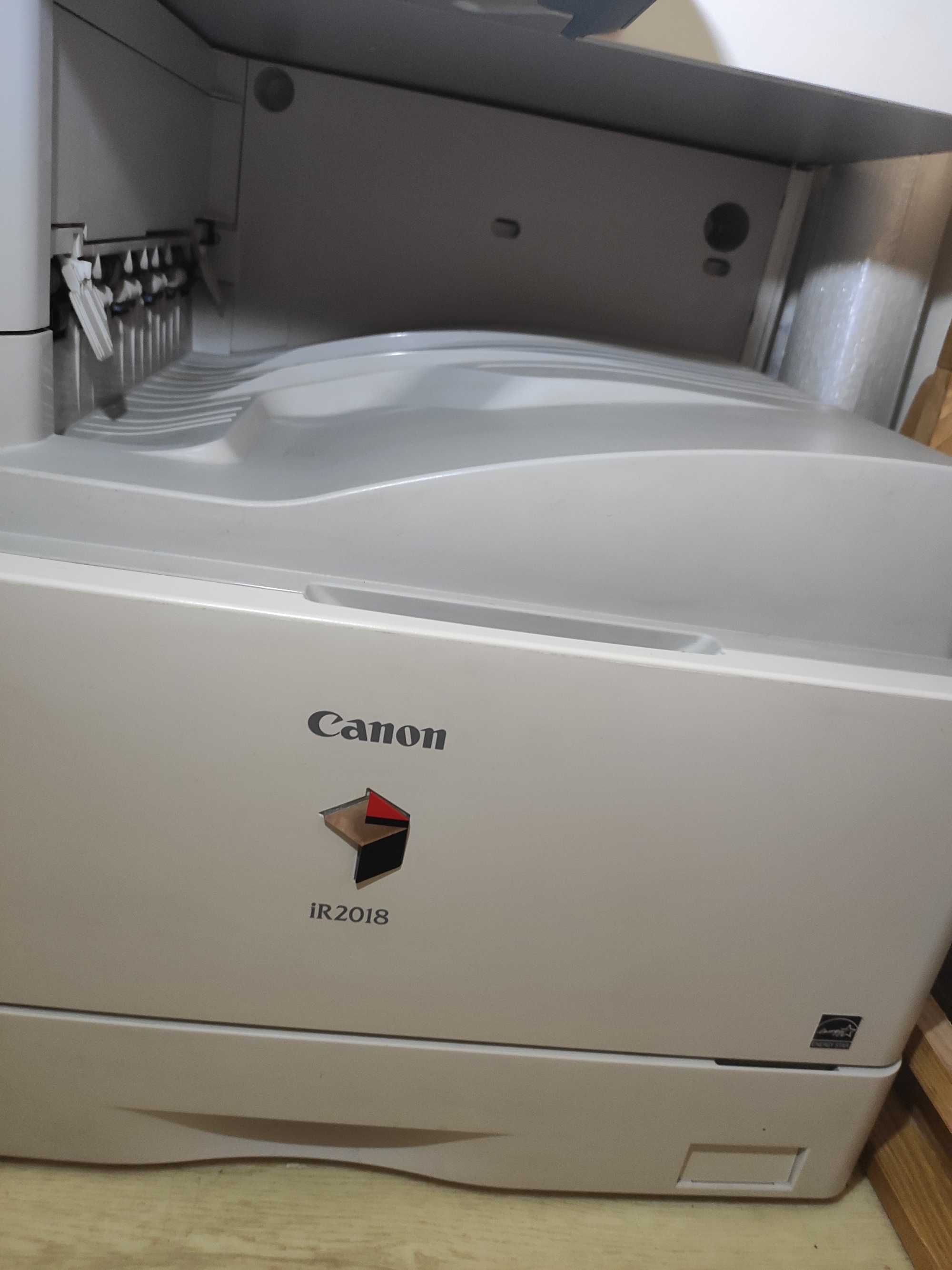 Принтер-сканер Canon iR 2018 б/у