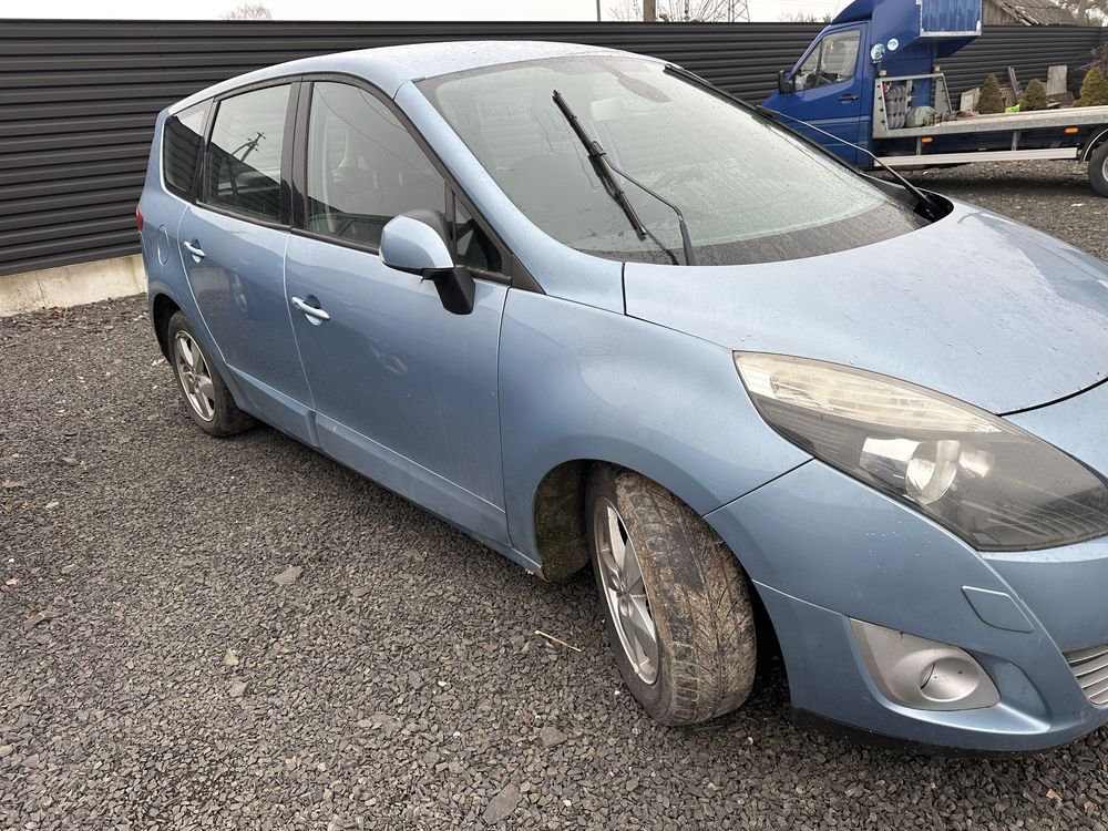 Двери передние задние Renault Grand Scenic 3