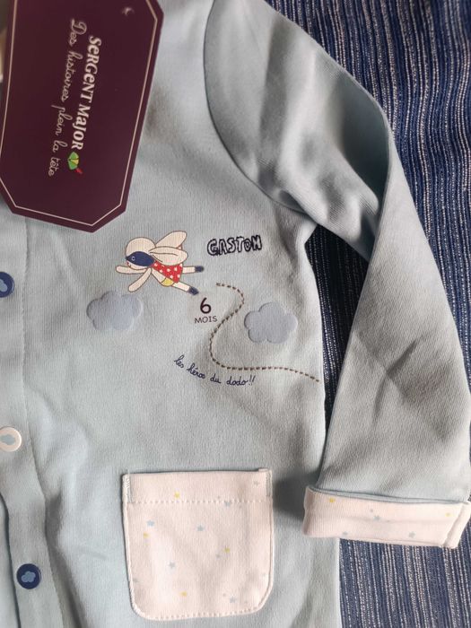 Macacão de bebê 6 m,novo