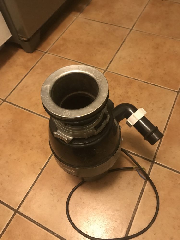Rozdrabniacz mlynek do zlewu