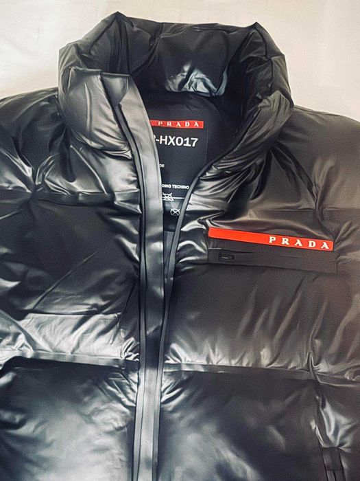 черный мужской пуховый жилет Prada оригинал Италия