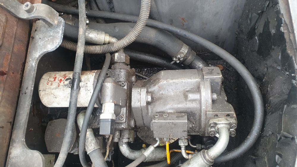 koparka Mecalac 12 MXT pompa jazdy hydromatik A4VG71DA1D8 /32R-NZF02F0